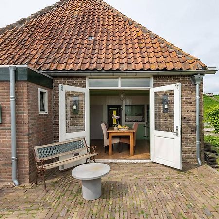 Private Characteristic Farmhouse Near The Lake Andijk Exteriér fotografie